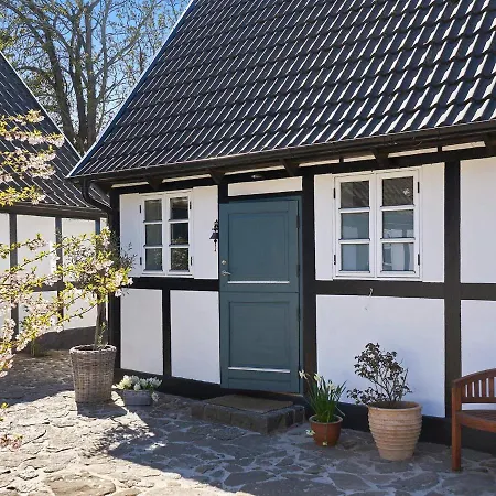 Dom wakacyjny Aakirkeby Xii *