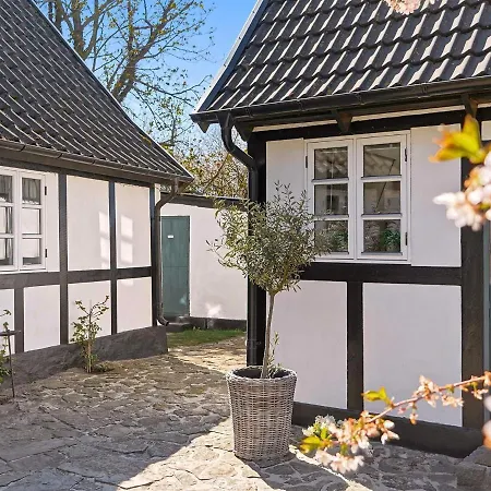Aakirkeby Xii Akirkeby