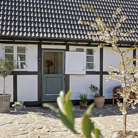 Aakirkeby Xii Ferienhaus *